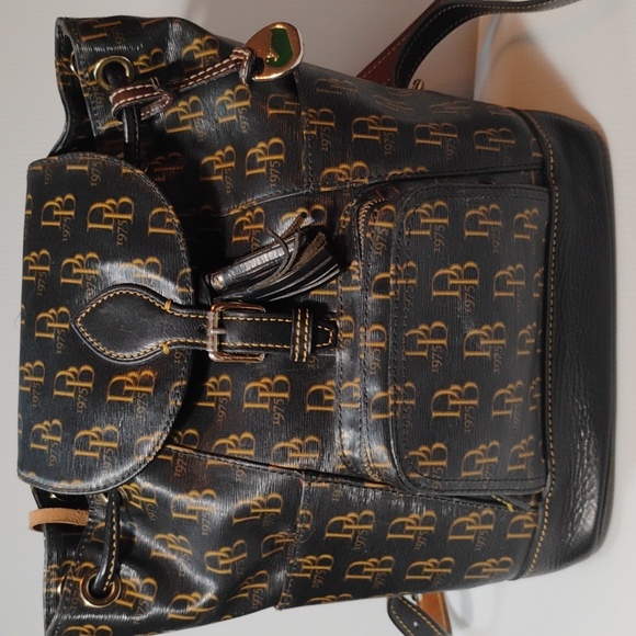 Dooney & Bourke Gretta Leather Backpack Beautiful Bag! - Picture 11 of 11